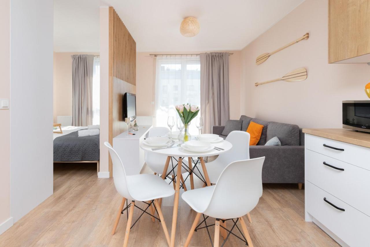 Osiedle Latarnikow Apartment With Parking Gdansk By Noclegi Renters Exterior photo