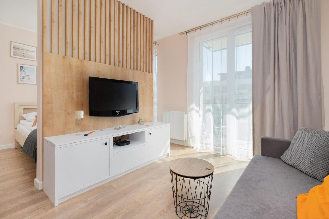 Osiedle Latarnikow Apartment With Parking Gdansk By Noclegi Renters Exterior photo