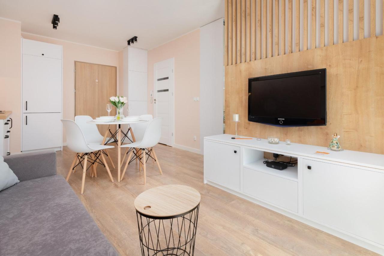Osiedle Latarnikow Apartment With Parking Gdansk By Noclegi Renters Exterior photo